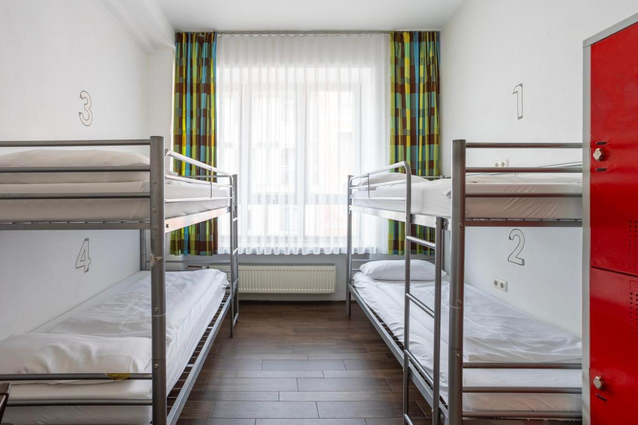 Quadruple Room,1384988003:JPEG