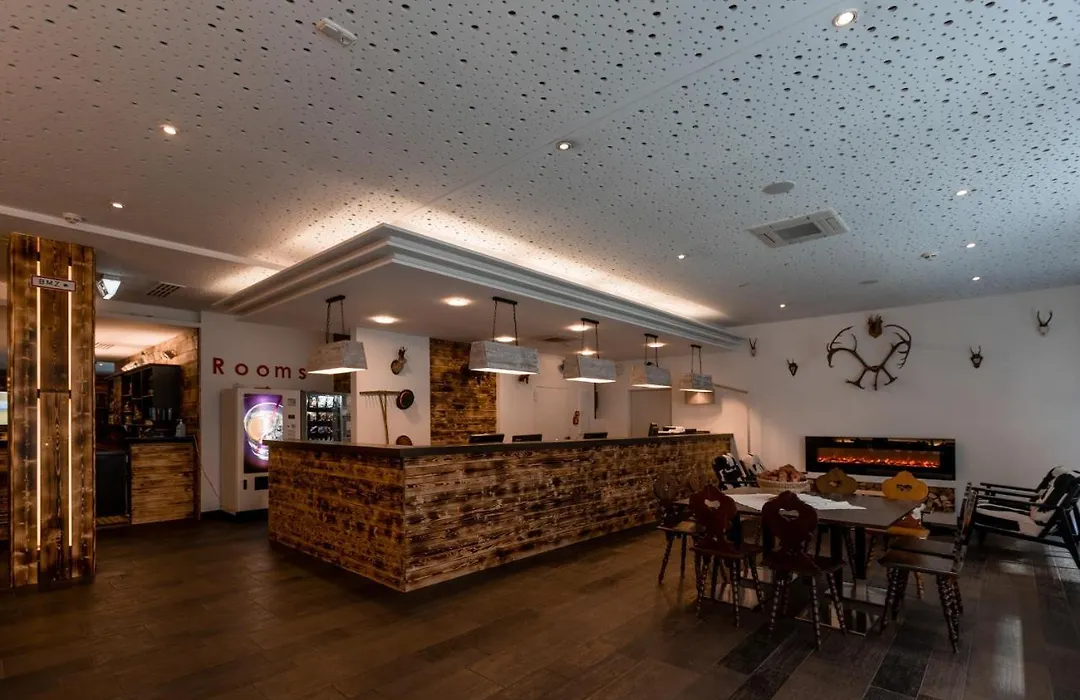 Jaeger'S Munich-1